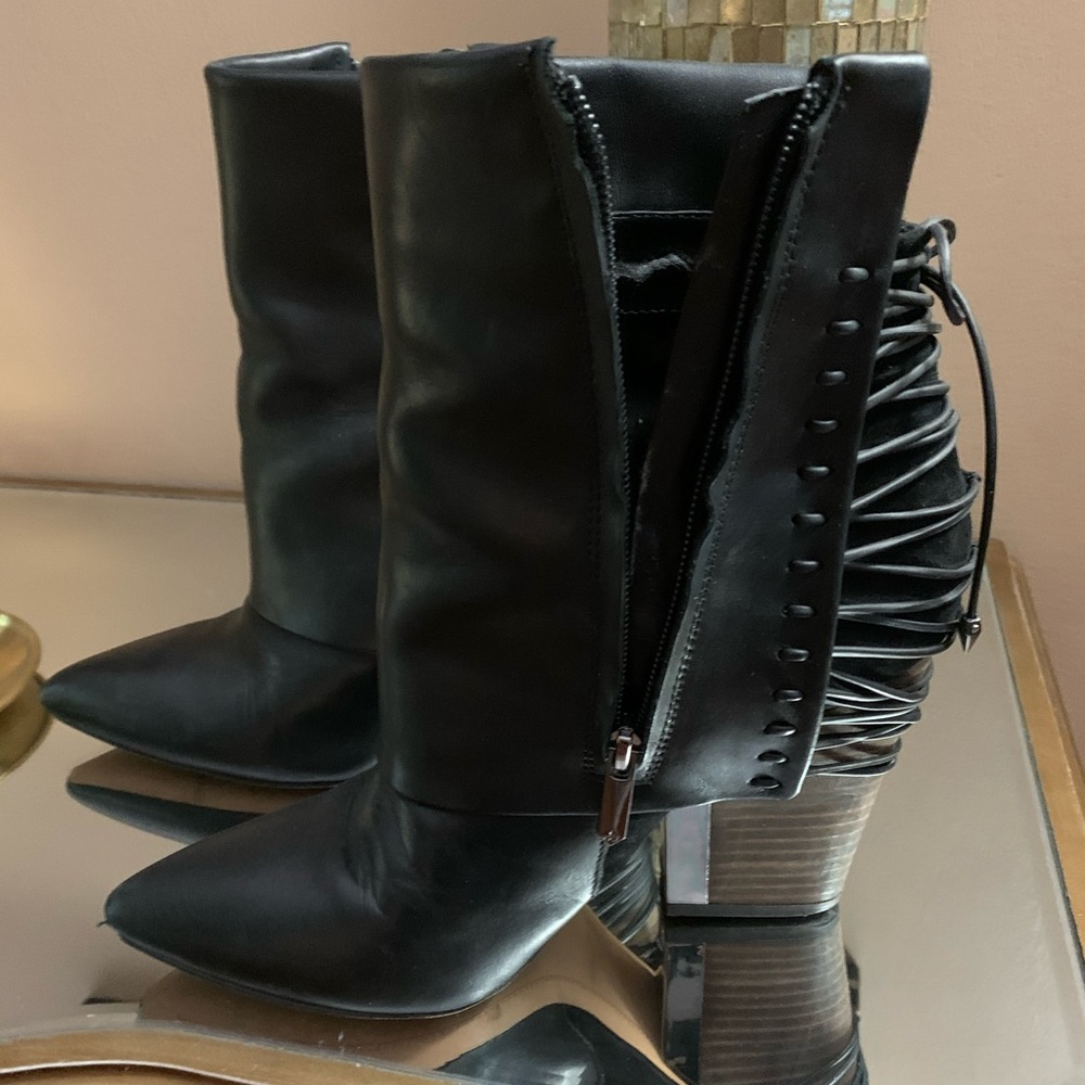 Sam Edelman Black Leather Pointed-Toe Lace-Up Ankle Boots